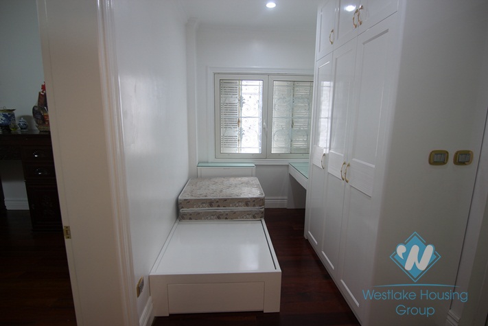 Luxurious villa for rent in Vinhomes riverside Long Bien